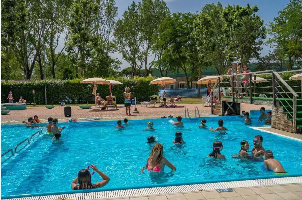 Vacanceselect Mobil homes - Camping Pineta sul mare camping village Cesenatico Esterno foto